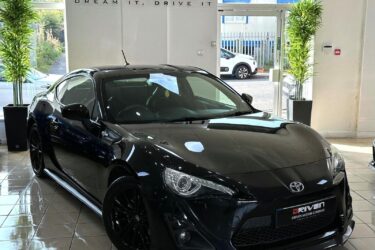 HUGE SPEC! TOYOTA GT86 2.0 D-4S BOXER MANUAL + FULL HISTORY + FREE DELIVERY Image