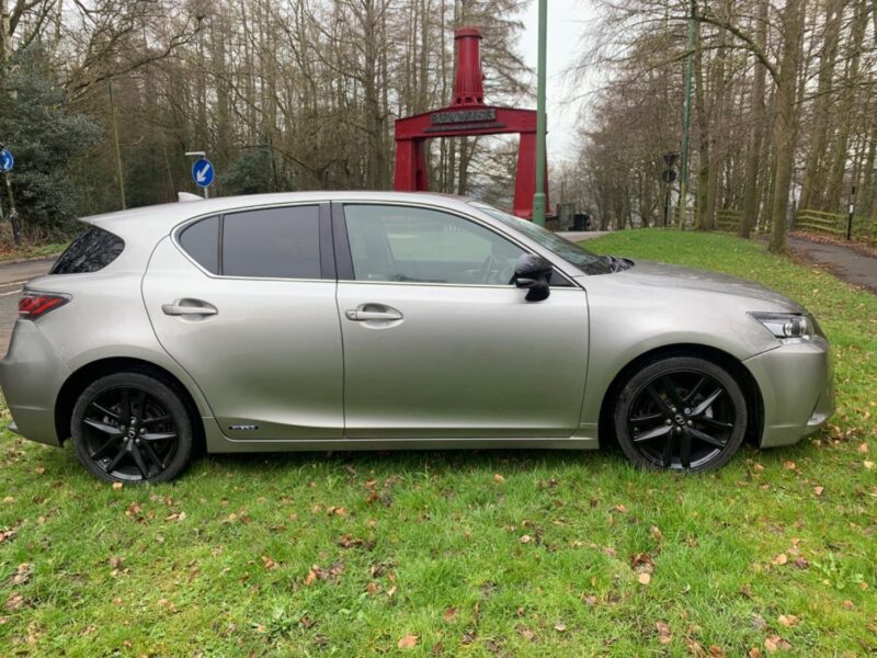 LEXUS CT 200H SPORT low milage Silver Auto , 2016 Image