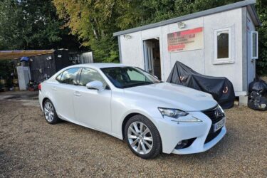 Lexus IS 300H EXECUTIVE EDITION 1owner, 9 main dealer services, HPI clear Image