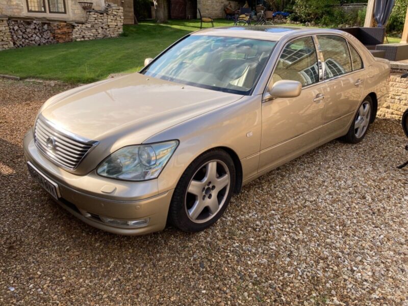 Lexus LS430 Image