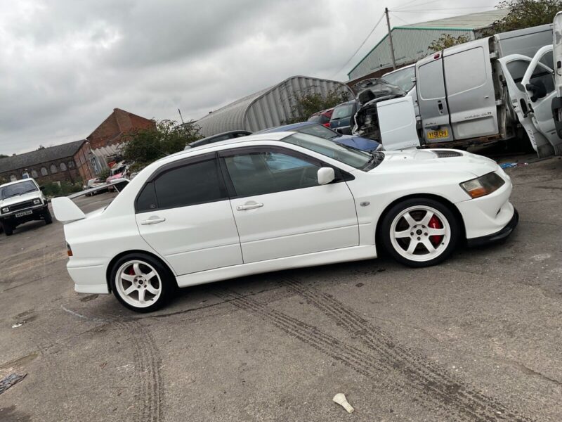 mitsubishi evo 8 Image