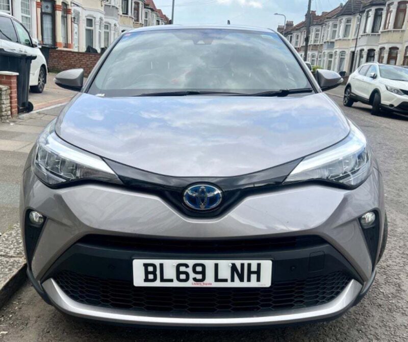 Toyota C-HR Automatic Petrol Hybrid 2020 76000 miles 1798cc 122HP Image