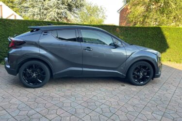 Toyota C-hr hybrid Dynamic Image