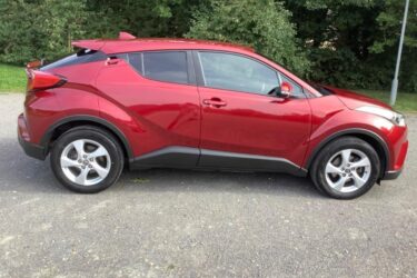 Toyota C-HR Manual Petrol 2019 33400 miles 1197cc 116HP SUV Image