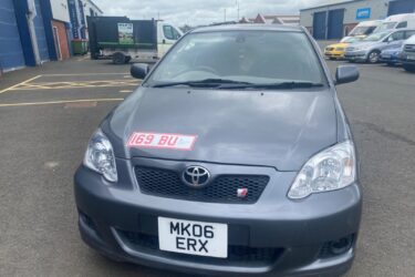 toyota corolla t sport compressor damaged spare or repair classic project 97k Image