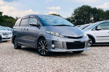 TOYOTA ESTIMA AERAS 2.4 AUTO PETROL 8 SEATER MPV 2012 62 REG FACELIFT ULEZ FREE Image