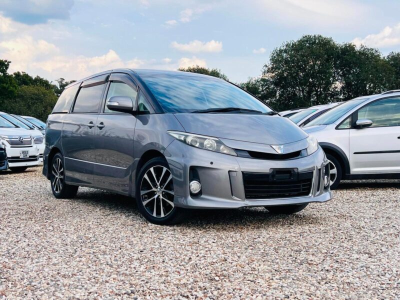 TOYOTA ESTIMA AERAS 2.4 AUTO PETROL 8 SEATER MPV 2012 62 REG FACELIFT ULEZ FREE Image