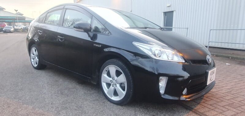 toyota pruis hybrid 2014 Image