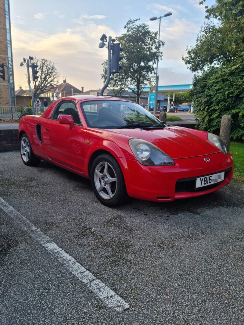 2001 Toyota MR2 Automatic SMT Roadster Image