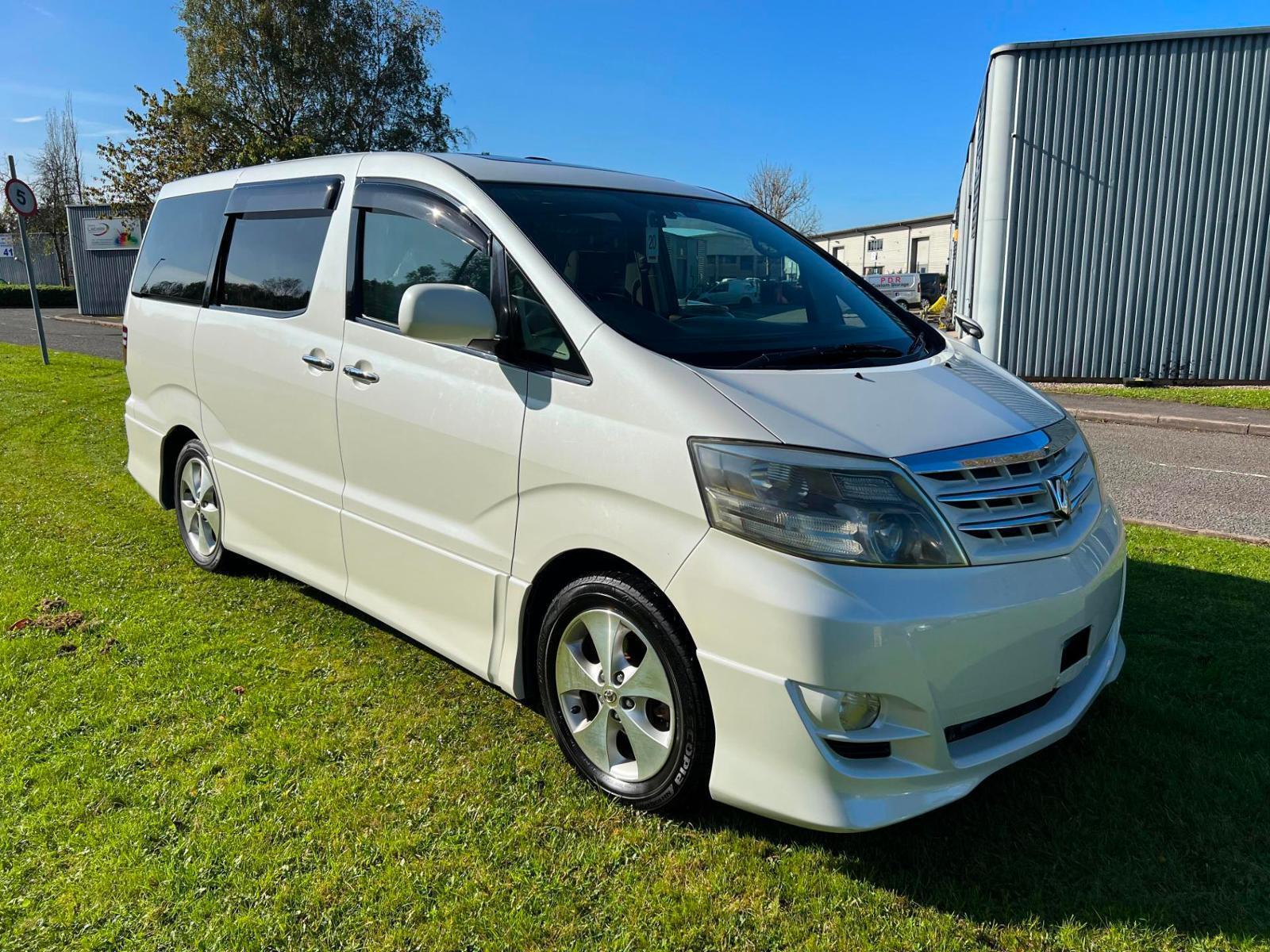 2006 White TOYOTA ALPHARD, MS, 3.0ltr, V6, 64k miles, 8 seater, ULEZ ...
