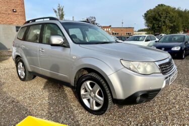 2010 Subaru Forester 2.0 XS Auto 4WD Euro 5 5dr ESTATE Petrol Automatic Image