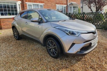 2017 Toyota C-HR Manual 1197cc Petrol SUV 115HP 34950 miles Image
