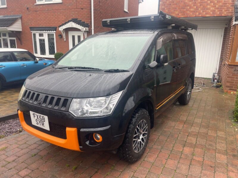 mitsubishi delica d5 With Roof Tent Camping overland Image