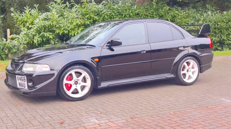 1/18 MITSUBISHI LANCER EVOLUTION VI Tommi Makinen EDITION T.M.E. STREET