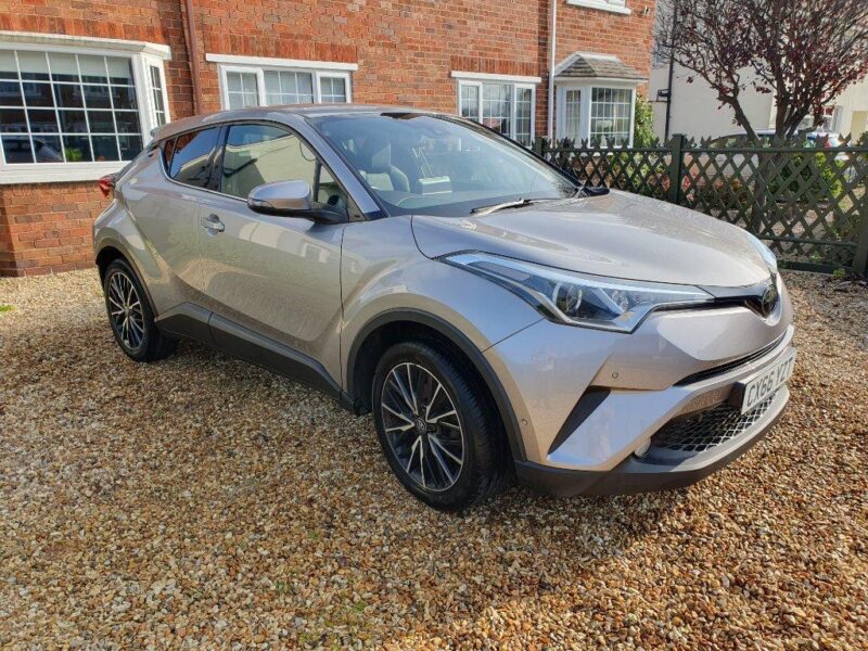 Toyota C-HR Petrol 2017 34913 miles 1197cc Manual SUV 115HP Image