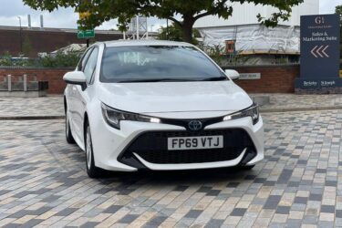 Toyota Corolla 2019 1798cc Automatic Hatchback Petrol Hybrid 122HP Image