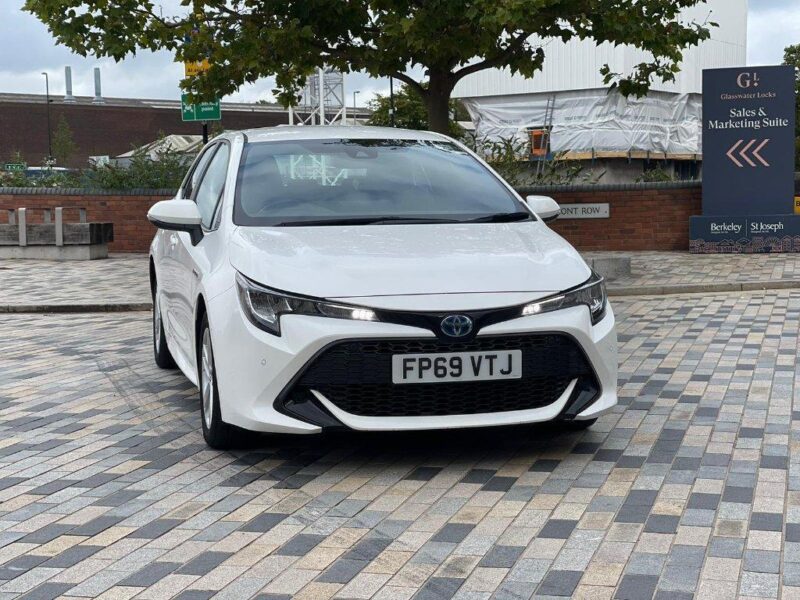 Toyota Corolla 2019 1798cc Automatic Hatchback Petrol Hybrid 122HP Image