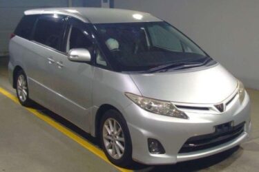 Toyota Estima 2.4 PETROL AUTOMATIC AERO G EDITION Petrol Automatic Image
