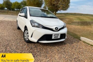 Toyota Vitz Image