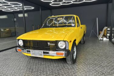 1982 Toyota Hilux RN40 Image