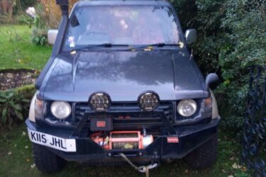 mitsubishi pajero swb Image