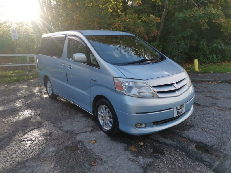 Toyota Alphard 2.4 hybrid 2005 Image
