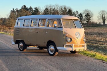 Volkswagen split screen Komi bus, Subaru engine, ideal for weddings. Image