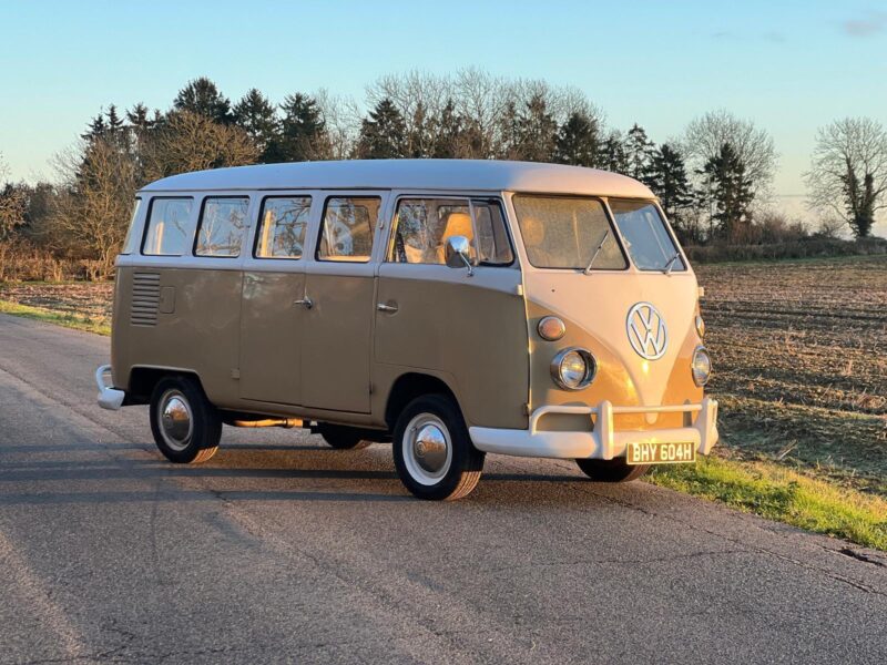 Volkswagen split screen Komi bus, Subaru engine, ideal for weddings. Image