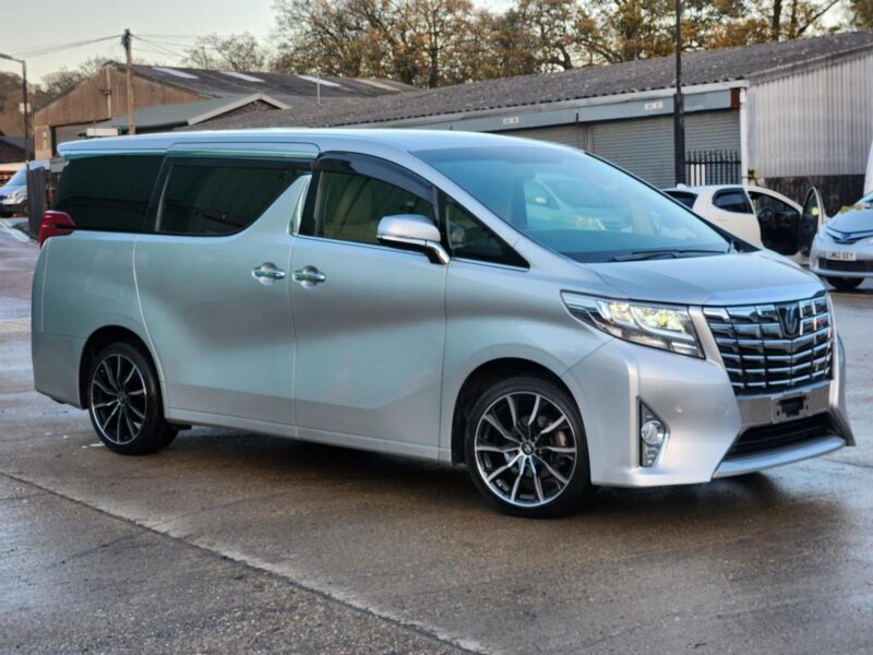 2015 Toyota Alphard Vellfire 8 seater Fresh Import warrented mileage MPV Petrol Image