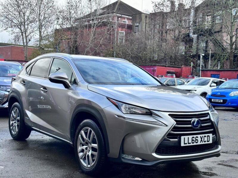 2016 Lexus NX 300H LUXURY 5-Door Hybrid Image