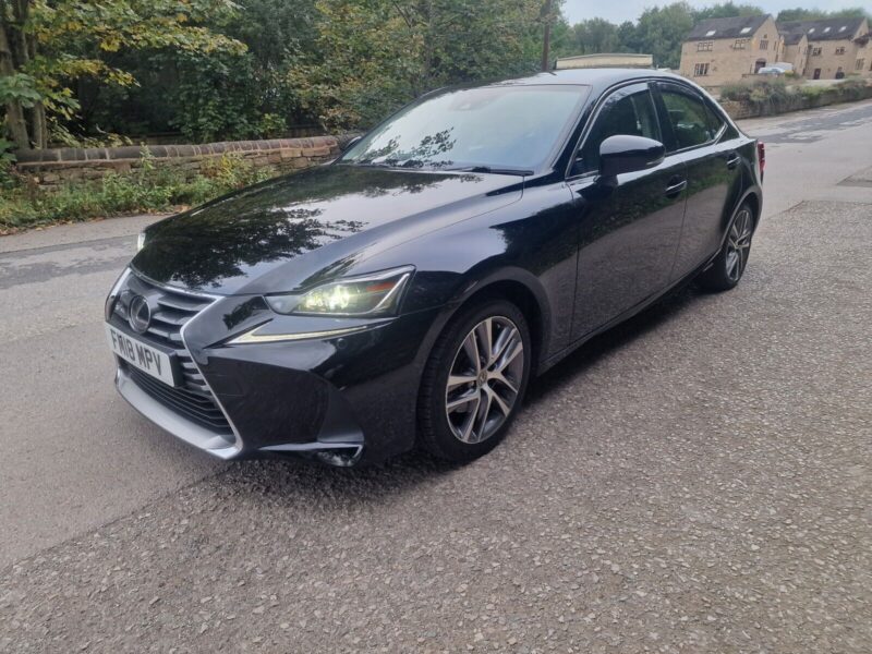 2018 LEXUS IS300 2.5 HYBRID EXECUTIVE EDITION Image