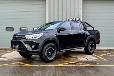 2020 Toyota Hilux INVINCIBLE 50 4WD D-4D DCB BLACK EDITION ONLY ONE IN UK NUMB Image