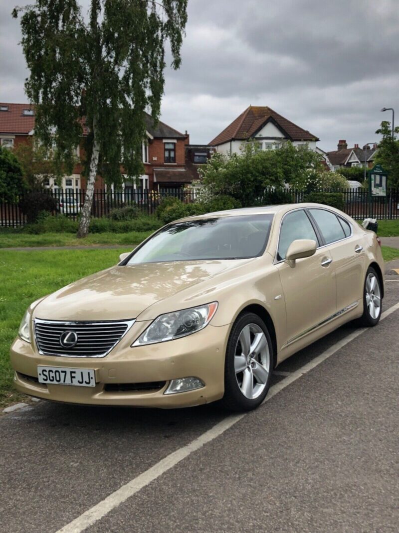 Lexus LS 460 SE-L 4.6V8 376bhp 2007 Long mot Hpi clear Ulez free Low mileage FSH Image