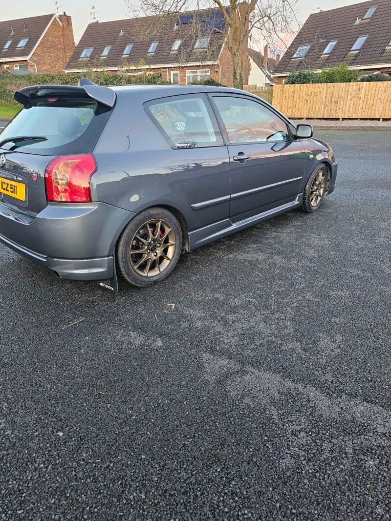 Toyota Corolla T Sport Facelift 1.8 VVTL-i Image