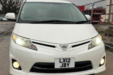 Toyota Estima 2.4 Petrol 2012 Image