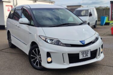 TOYOTA ESTIMA 2.4 PETROL HYBRID 2012(62) 8 SEATERS,TWIN POWER DOORS,ULEZ FREE Image