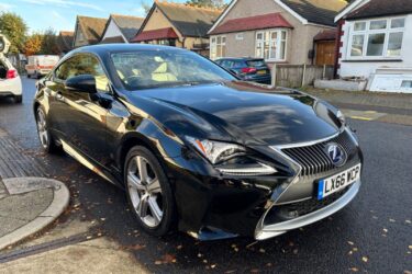 2016 LEXUS RC 300H 2.5 AUTOMATIC PETROL ELECTRIC HYBRID 12,600 MILES FLSH BLACK Image
