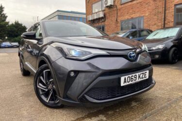 2019 Toyota C-HR 2.0 Hybrid Dynamic 5dr CVT HATCHBACK PETROL/ELECTRIC Automatic Image