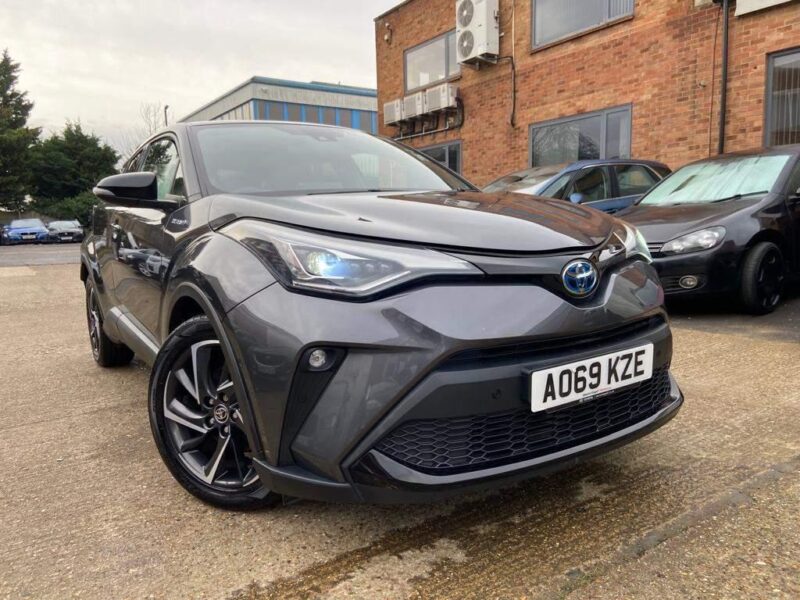 2019 Toyota C-HR 2.0 Hybrid Dynamic 5dr CVT HATCHBACK PETROL/ELECTRIC Automatic Image
