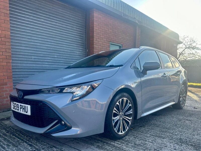 2019 Toyota Corolla 1.8 VVT-i Hybrid Design 5dr CVT ESTATE PETROL/ELECTRIC Autom Image