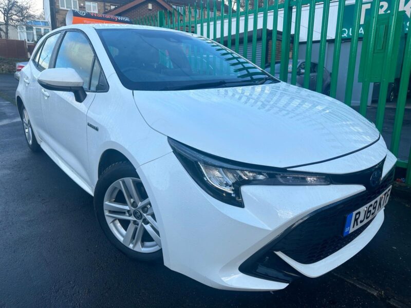 2020 toyota corolla 1.8 VVT-i Hybrid Icon 5dr CVT white Image