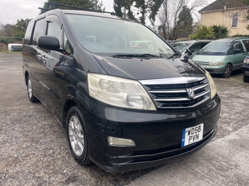 Toyota Alphard V 2.4 auto 8 seater with LPG. Needs minor bodywork repairs. Image