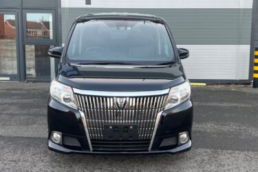 toyota esquire 2L 2016 Petrol 7 seater Image