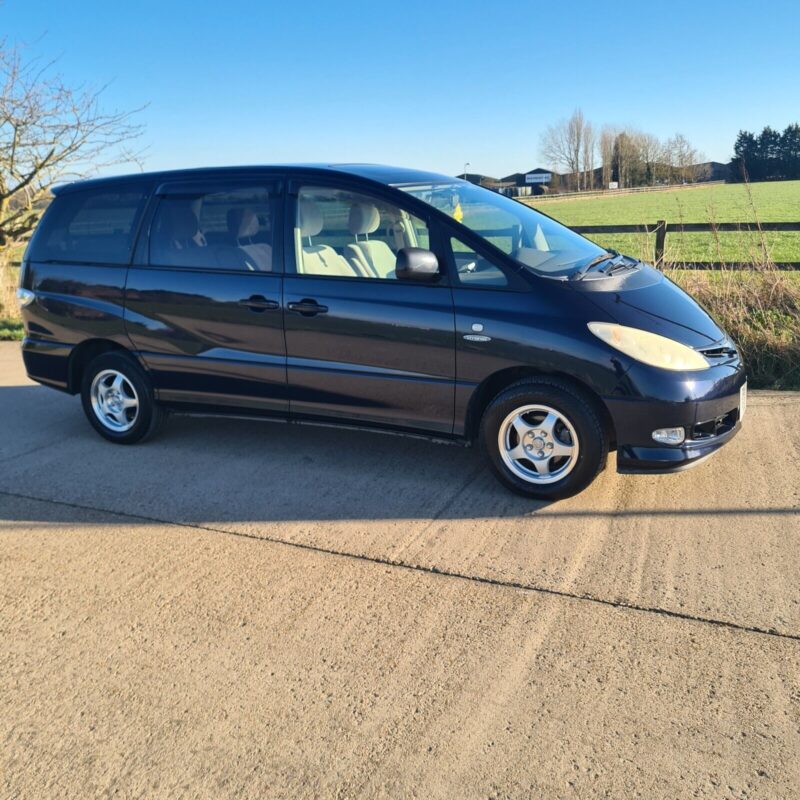 TOYOTA ESTIMA 2.4Petrol HYBRID 41,000mls 8 seater 2004 Image