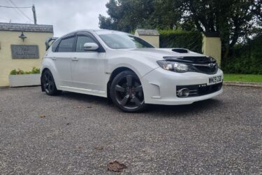 2009 subaru impreza wrx sti a-line auto / Flappy paddle Image