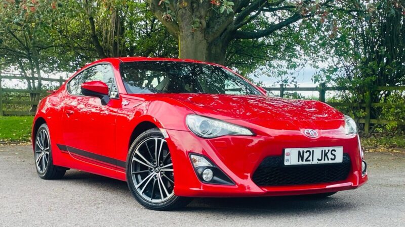2013/63 Toyota GT86 2.0 Boxer D-4S Auto Petrol *FULL SERVICE HISTORY* Image