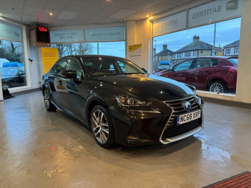2019 Lexus IS 300h 4dr CVT Auto SALOON PETROL/ELECTRIC Automatic Image