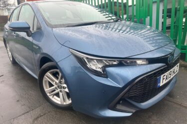 2019 TOYOTA COROLLA 1.8 HYBRID ICON TECH BLUE 5 DOOR Image