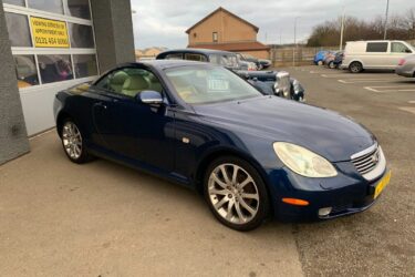 Lexus SE 430 convertible 2004 in fine condition for it's year (What a car!) Image