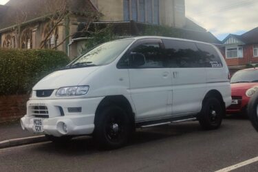 Mitsubishi Delica L400 Chamonix 2005 JDM 3.0 V6 AUTO PETROL Image